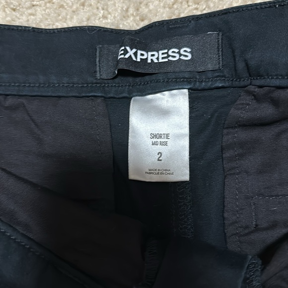 Express Mid Rise 2” Short - Picture 4 of 4